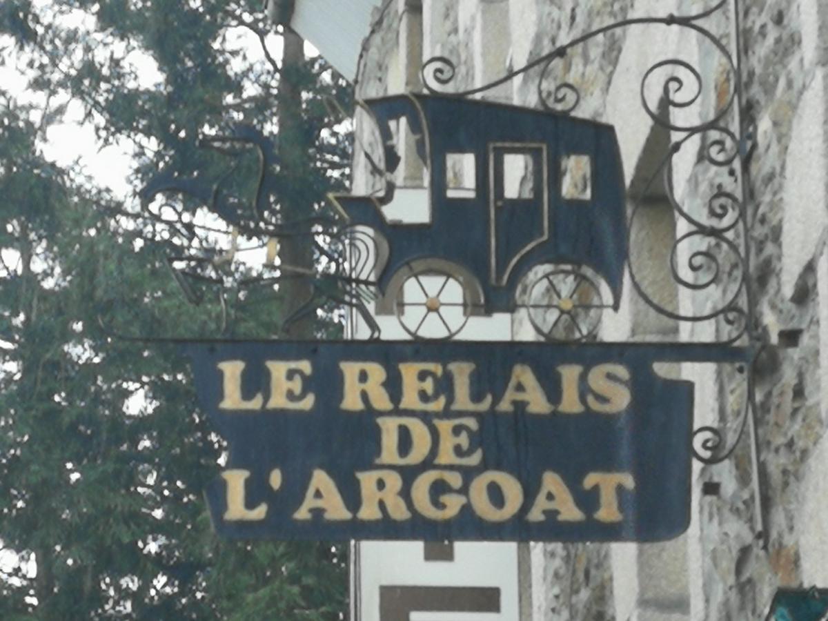 Le Relais De L'Argoat Hotell Belle-Isle-en-Terre Eksteriør bilde